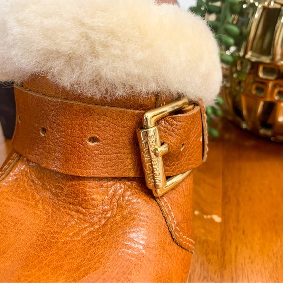 **SOLD** Michael Kors Fairbanks Heeled Mules - Picture 5 of 10